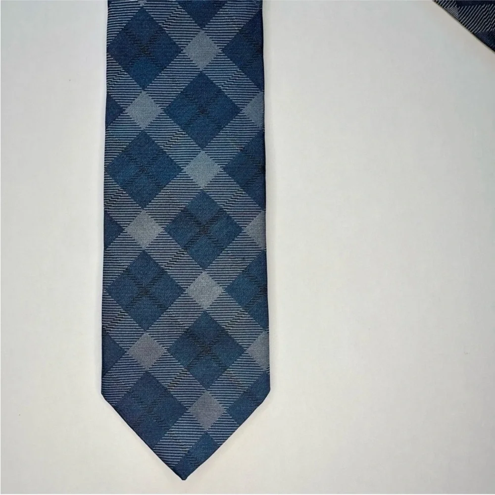 BROOKS BROTHERS Makers & Merchants Skinny/Slim Blue Checkered Silk Tie, 2.75”